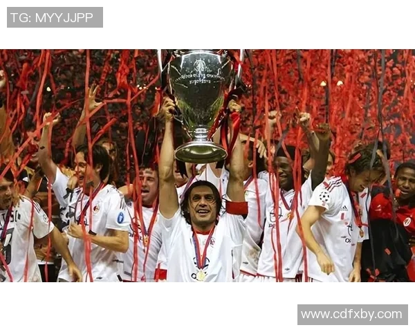 AC米兰传奇队长马尔蒂尼与伊布的卓越领导艺术探讨 AC米兰传奇队长马尔蒂尼与伊布的卓越领导艺术探讨